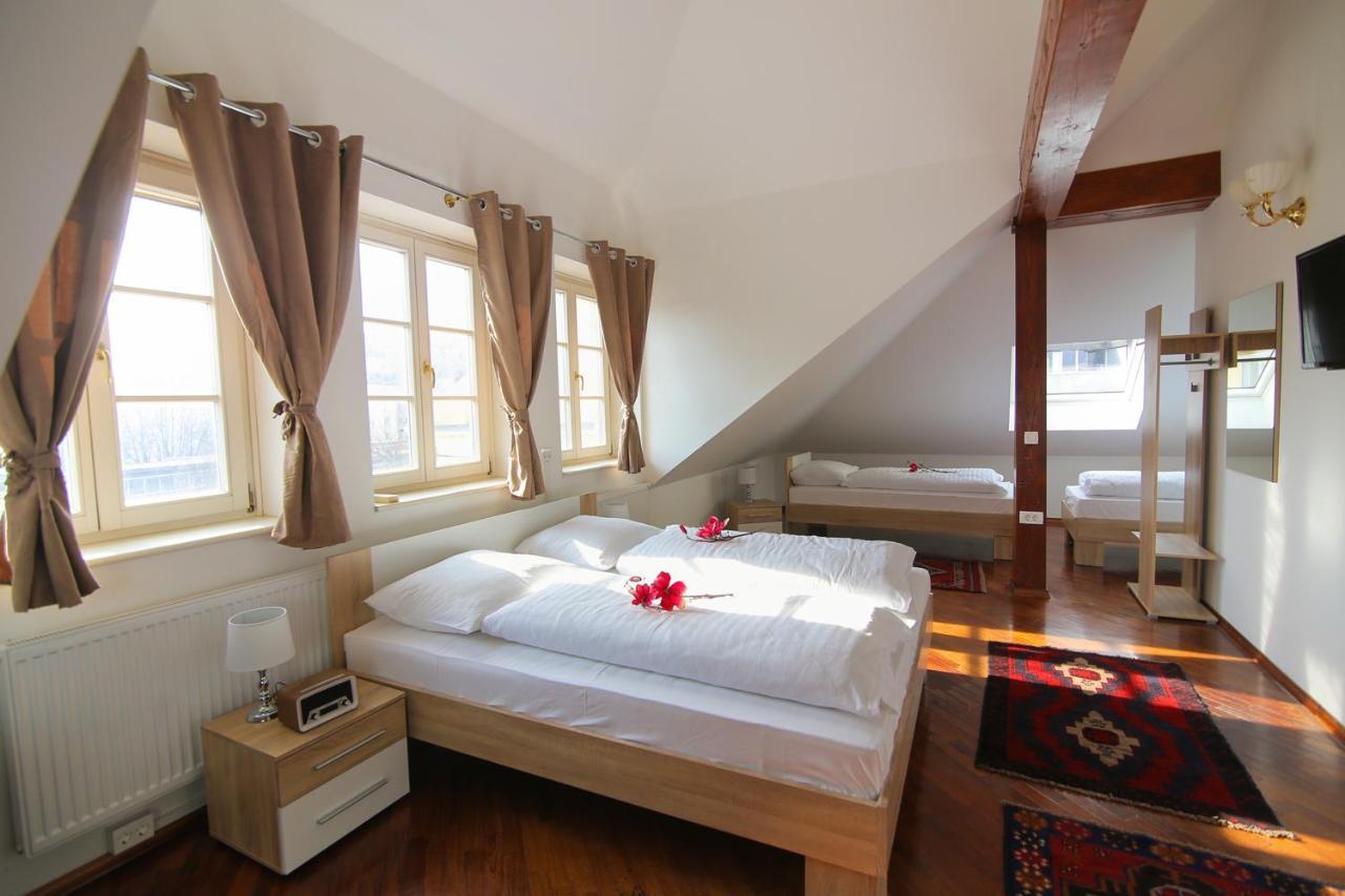 Katrca Hotel 3*
