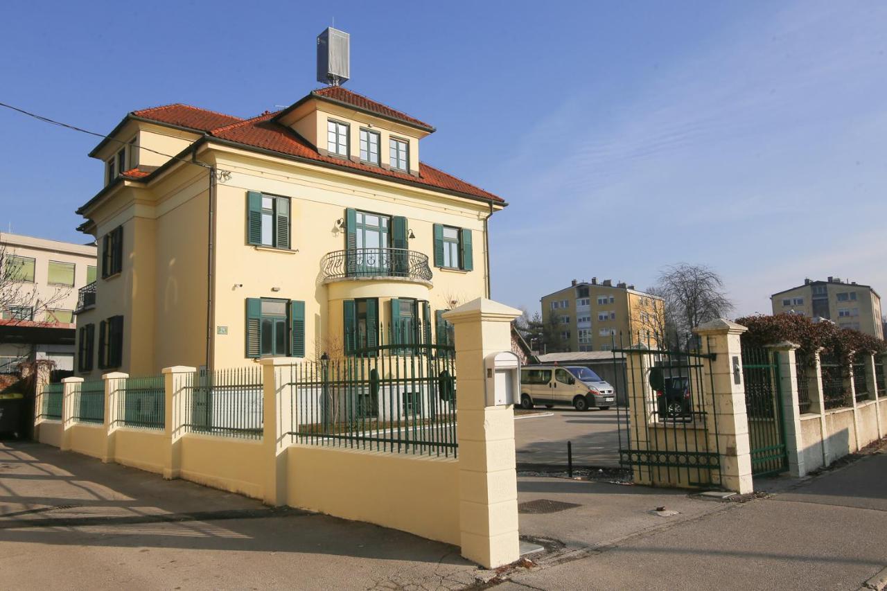 Katrca 3* Ljubljana