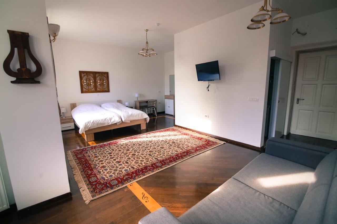 Katrca Hotel 3*